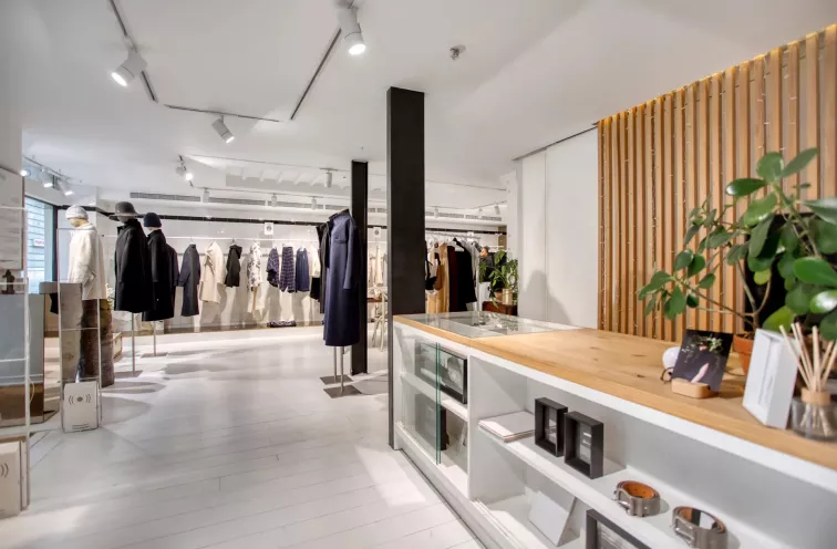 Local Commercial - 210 m2 - Paris 1er